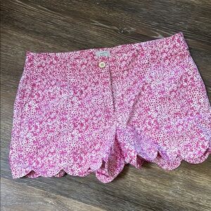 Crown & Ivy Pink and White Floral Shorts size 12
